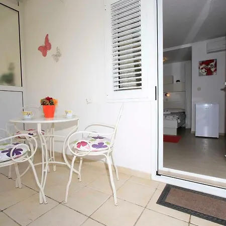 Apartmani Ivona & Ivo Makarska Exterior photo